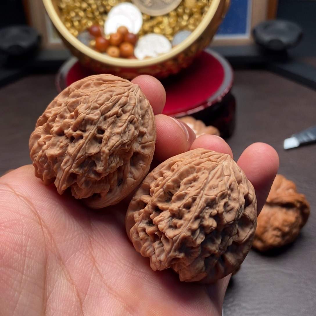 吊坠文玩核桃暴雪