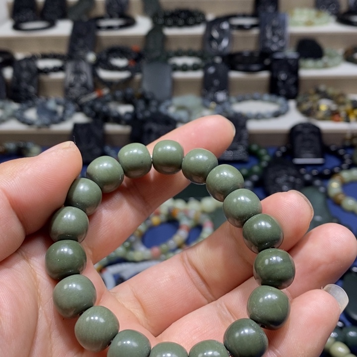 和田玉未镶嵌手链