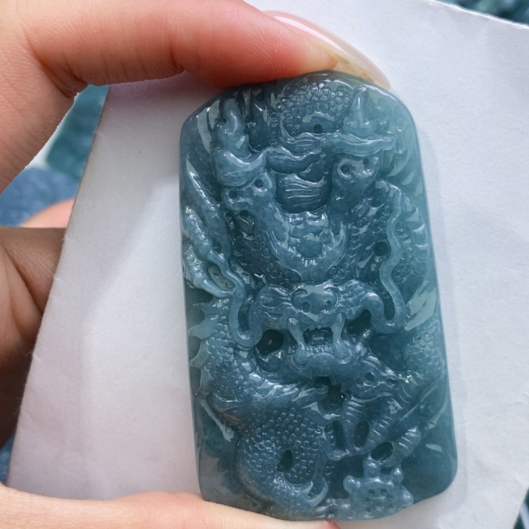 【闪购商品】翡翠颈饰未镶嵌1111111111