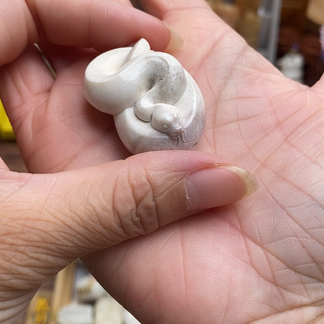 鹿骨把件19号团蛇不退换