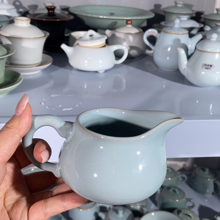 瓷片微瑕支钉烧公道杯