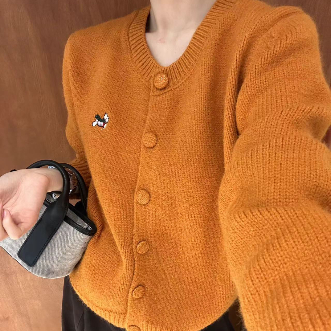 大月家【卡通小狗刺绣】慵懒秋冬毛衣不调不换