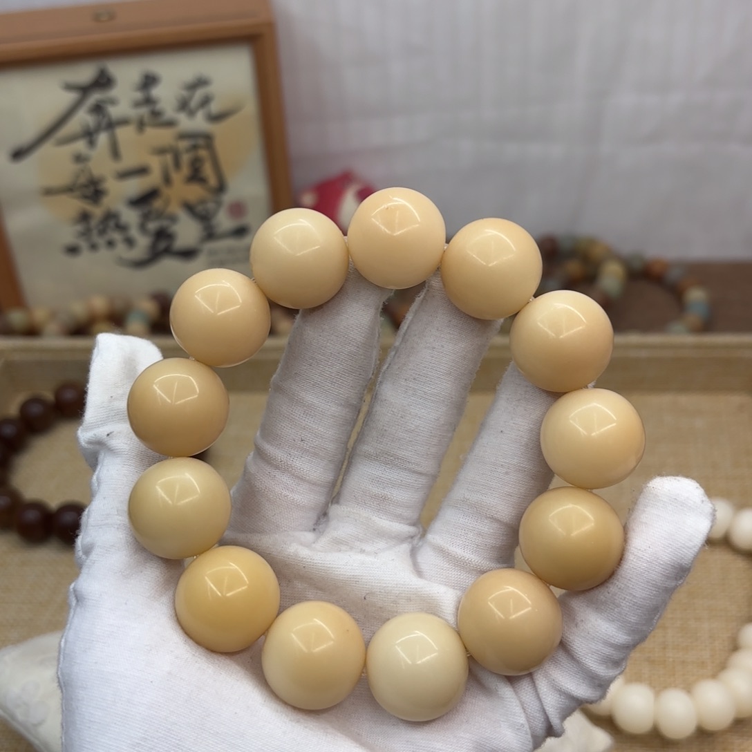 菩提根/象牙果吊坠20干磨瑕疵落地果915