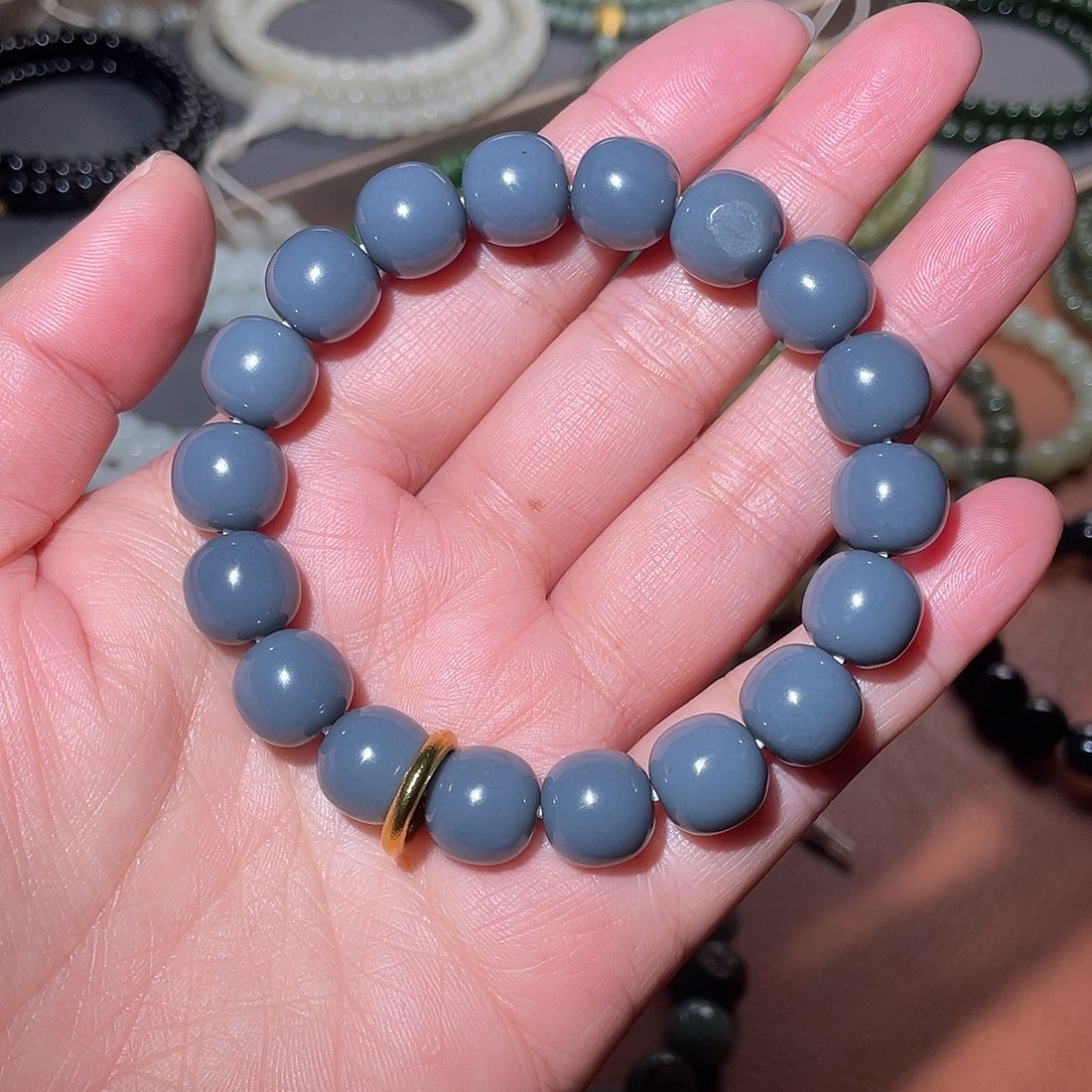 稳***航和田玉未镶嵌挂件