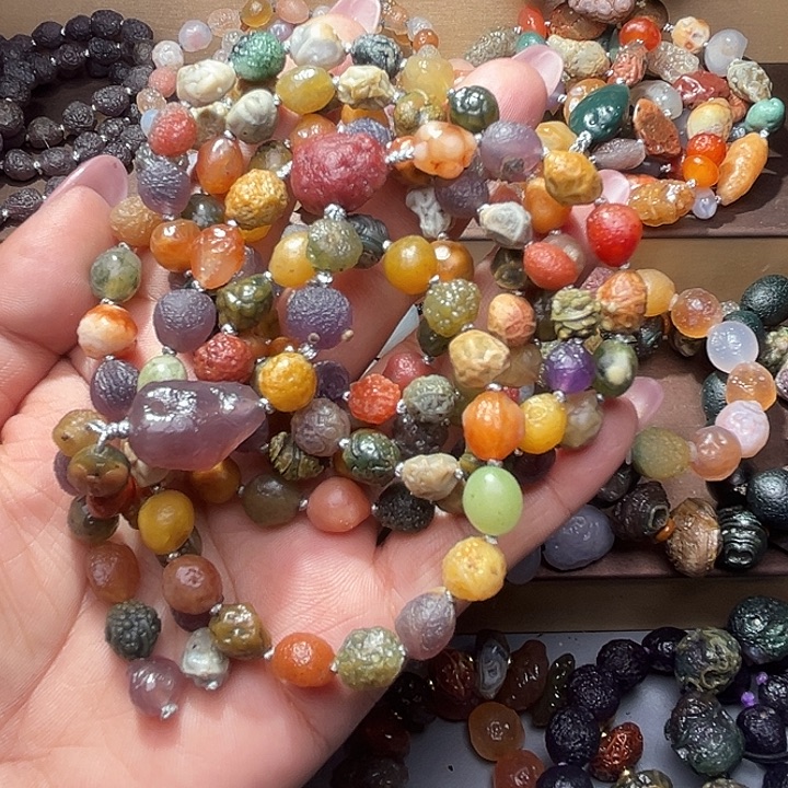 阿拉善彩玛瑙毛衣链