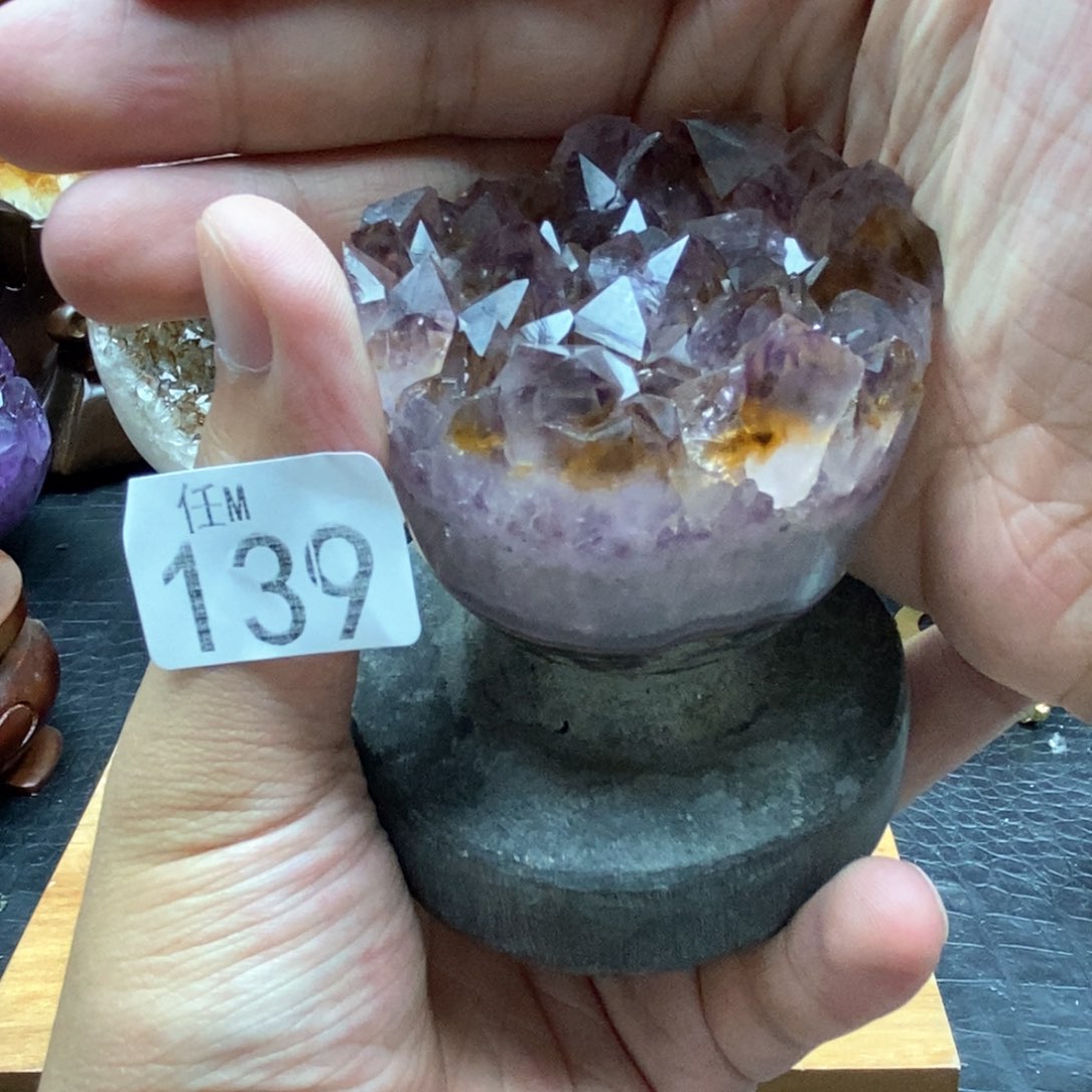 未镶嵌水晶大型摆件（非配饰）