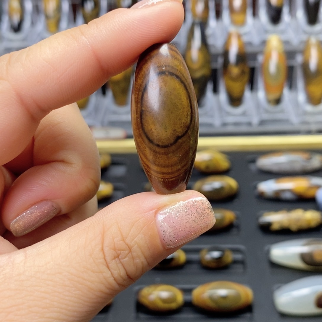 玛瑙/玉髓颈饰合金