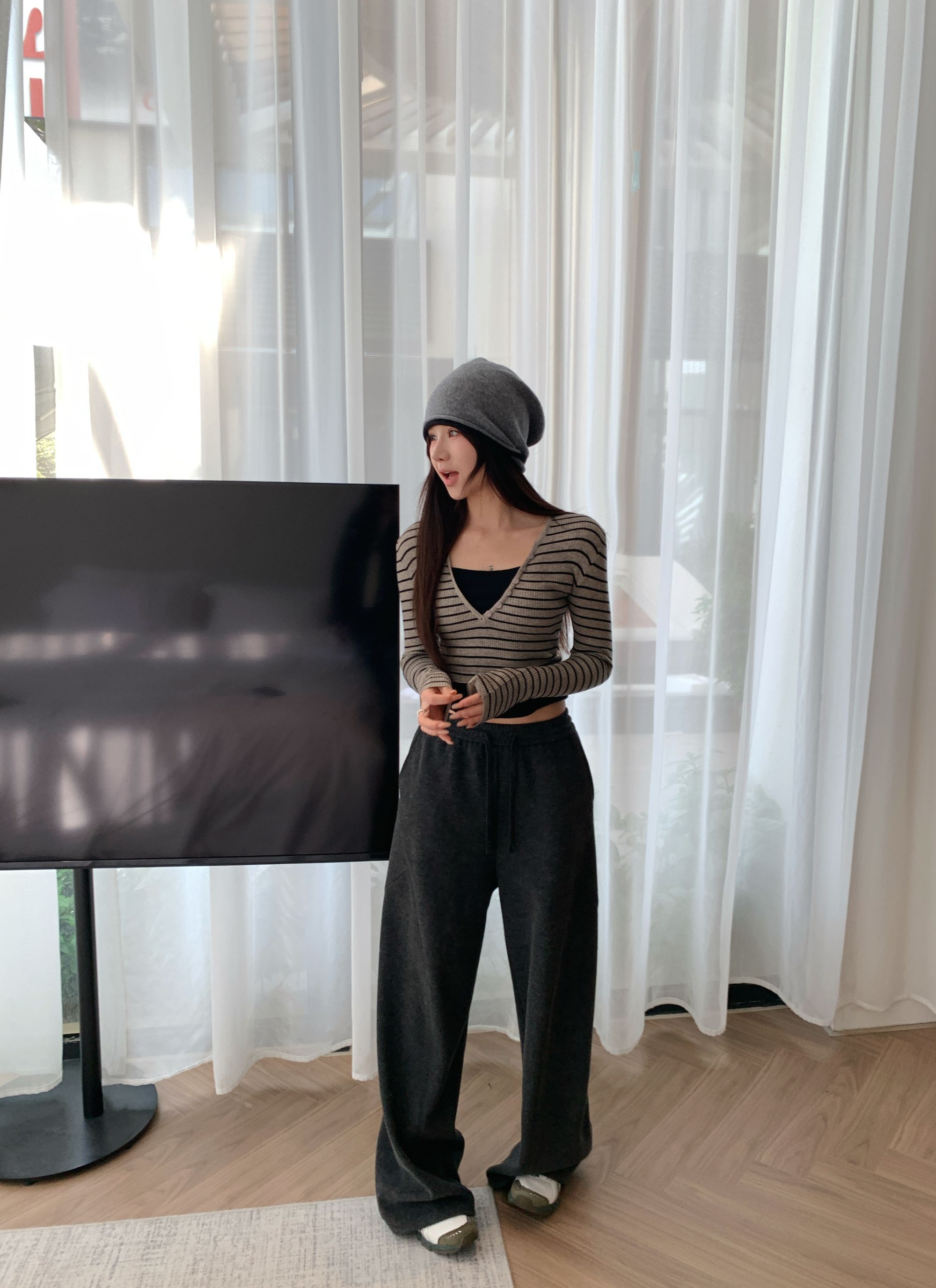 AFRESHM77【辣妹小心】假两件长袖针织衫简约内搭短款上衣Y0343