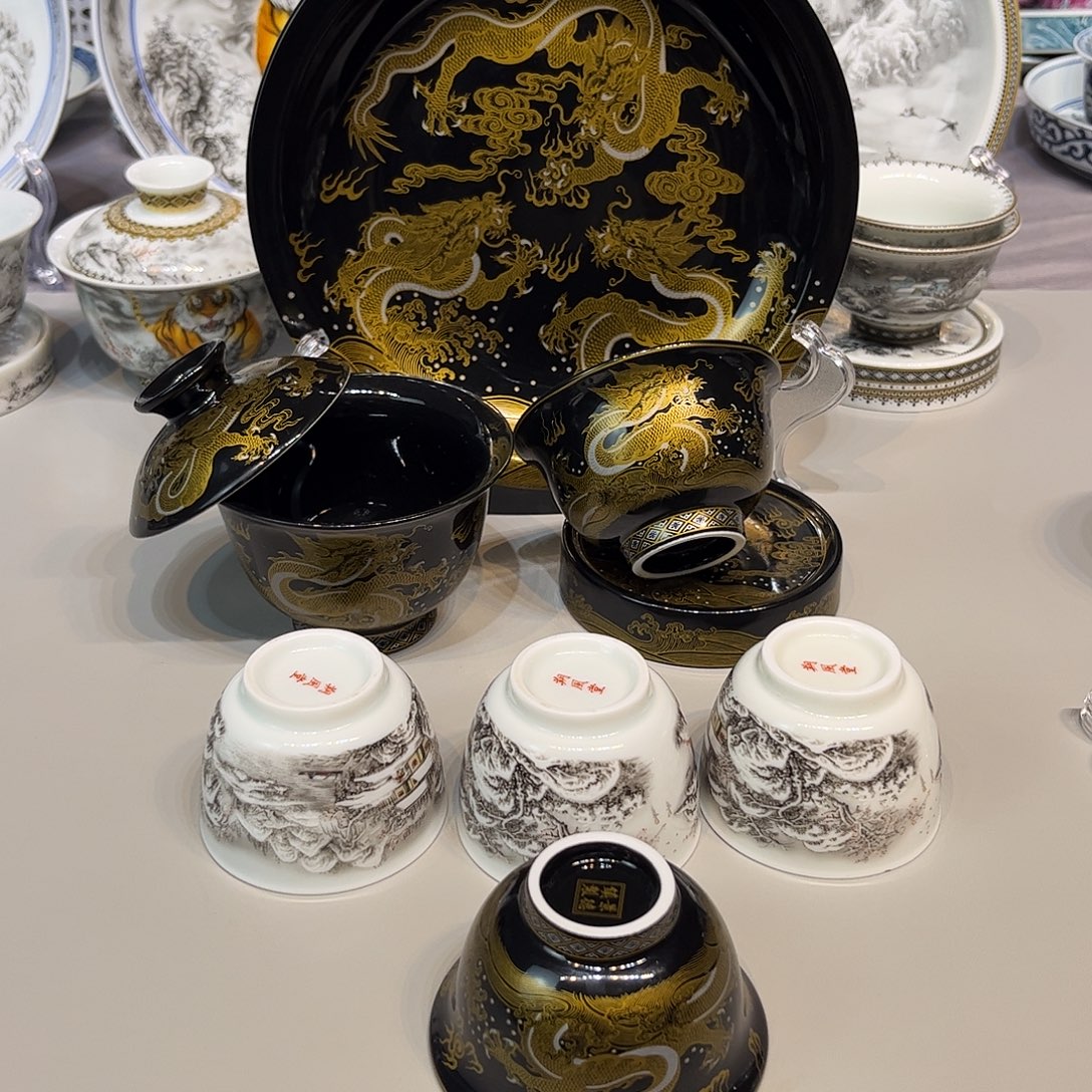 W****景德镇市陶瓷艺术