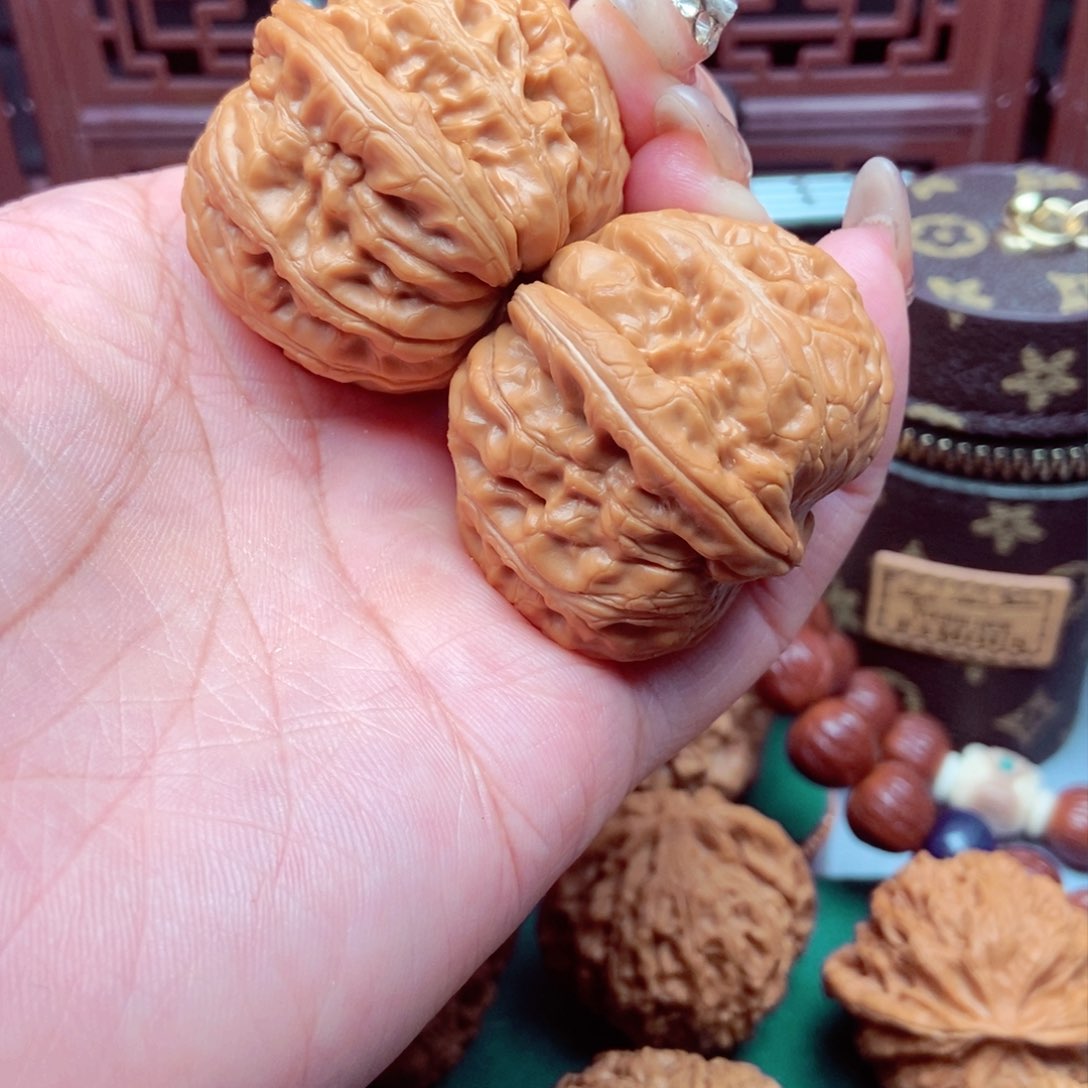 文玩核桃吊坠古**波平谷元宝42