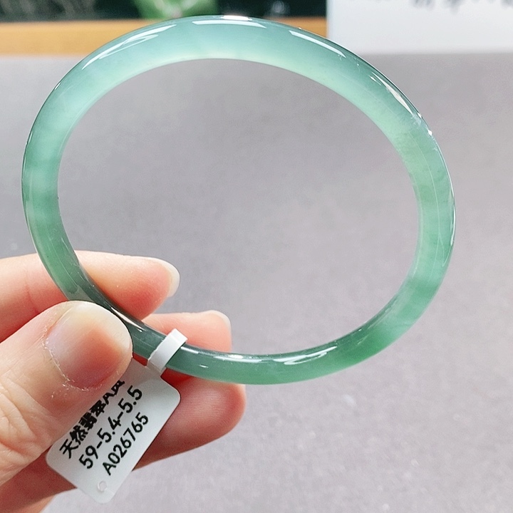 【闪购商品】翡翠手镯（圆镯）未镶嵌