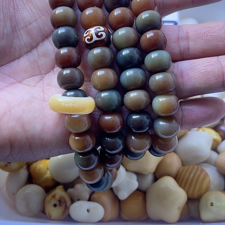 白玉菩提吊坠精品敦煌算盘10/13，108颗