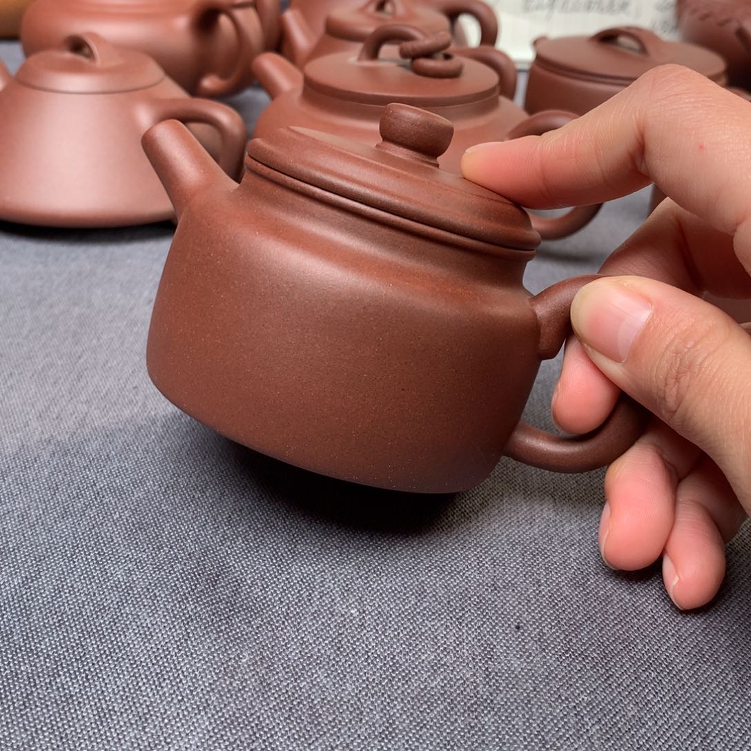 钱***妹茶壶紫砂红皮龙老块150尺寸