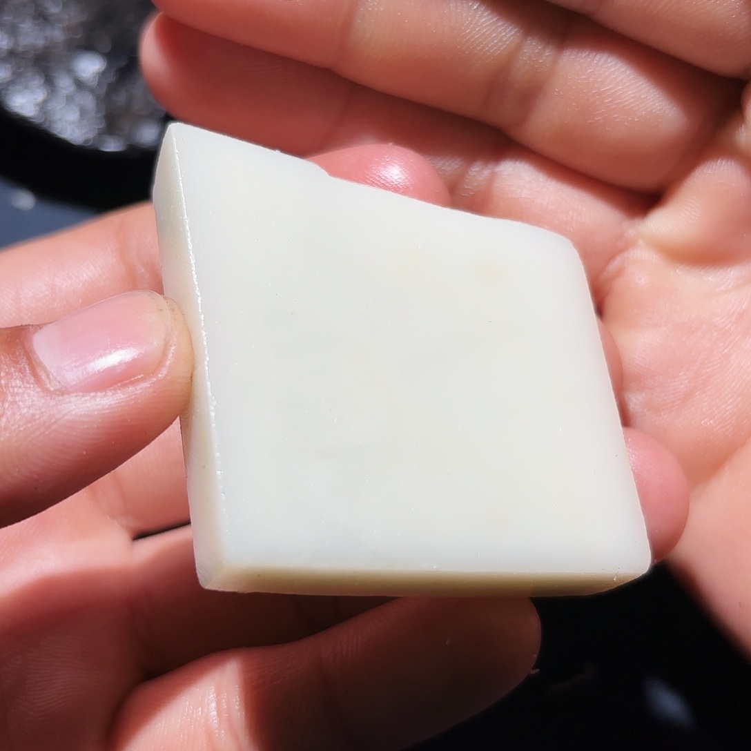 和田玉未镶嵌珠宝奇石