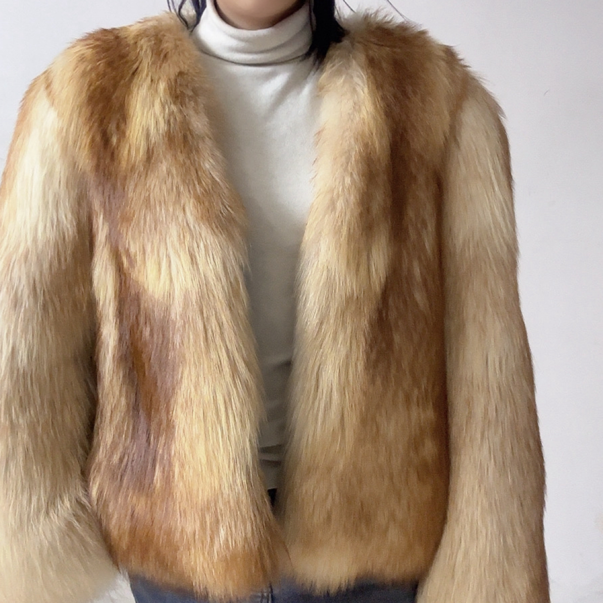 小宋优选精品女装，整皮整板，短款外套！