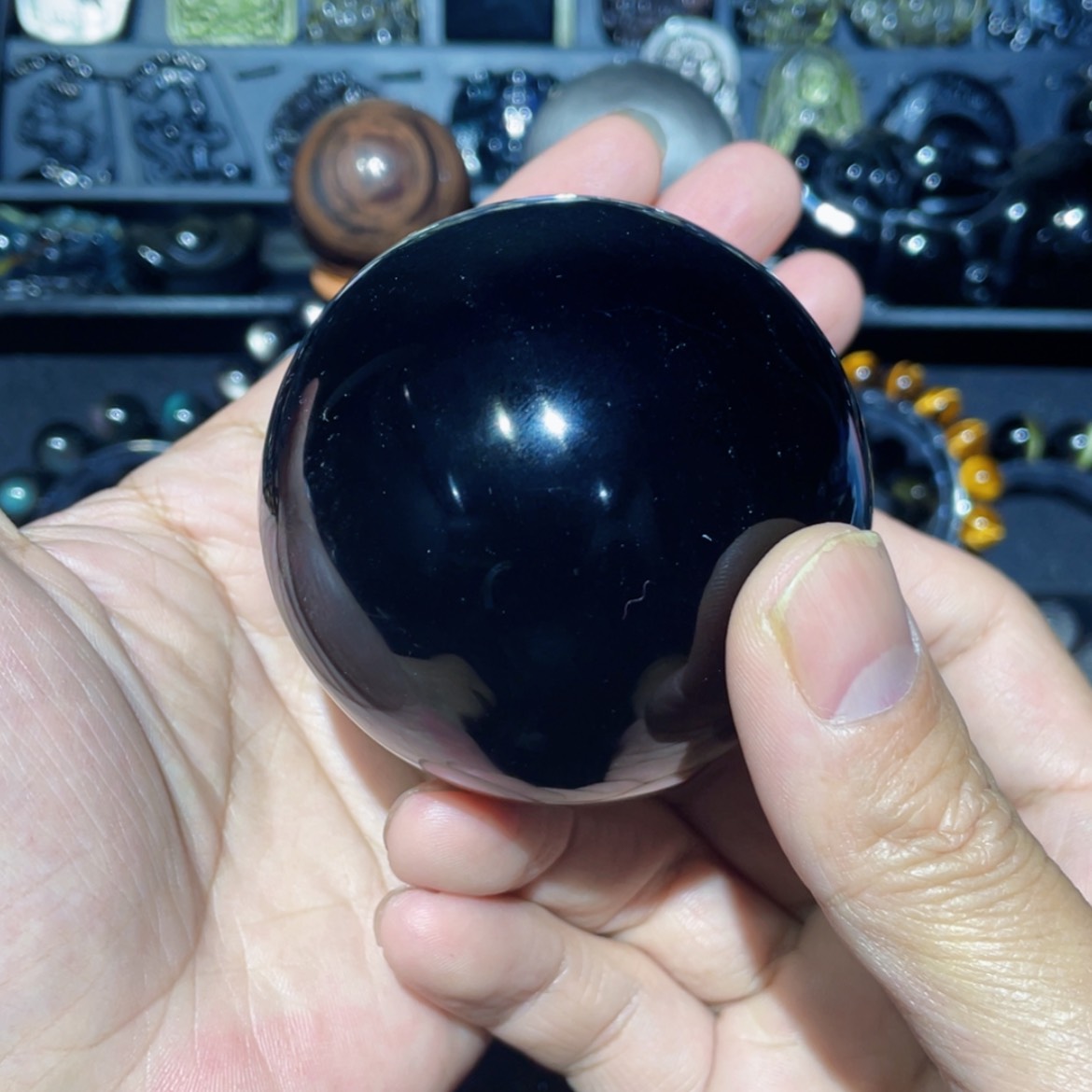 【闪购商品】未镶嵌黑曜岩珠宝奇石大**图