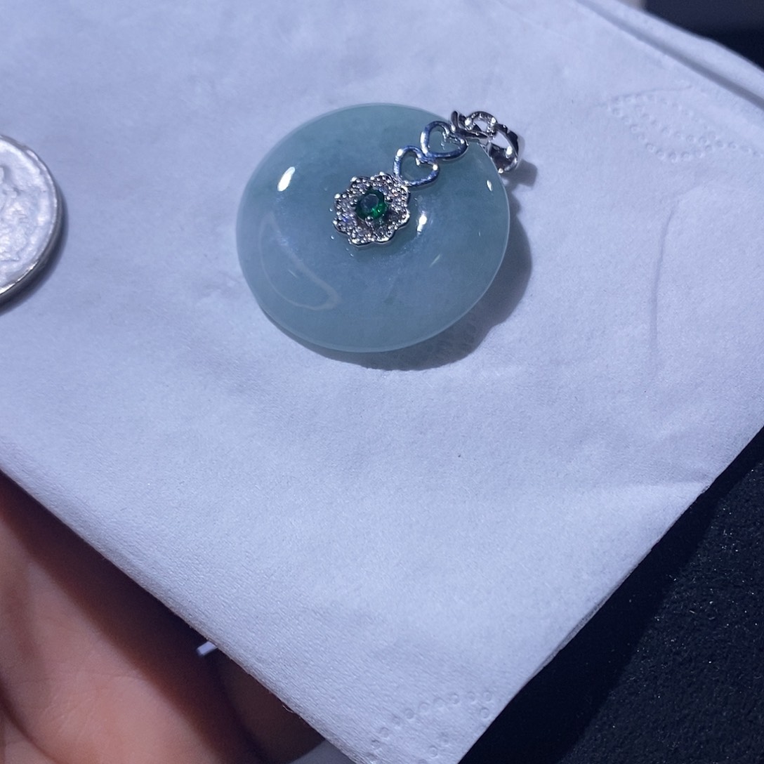 翡翠吊坠(不含链)未镶嵌