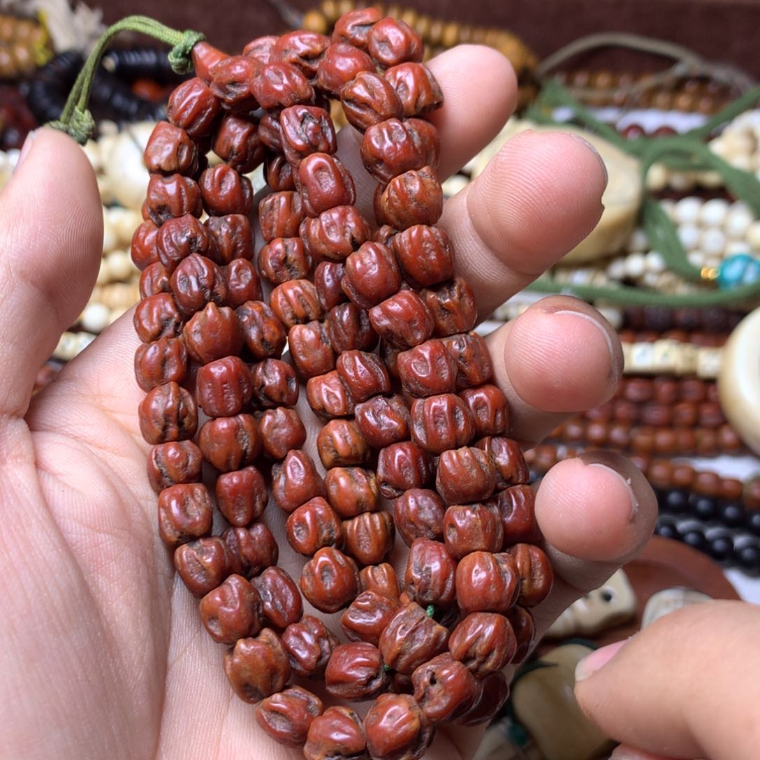 琉璃颈饰藏传小元素