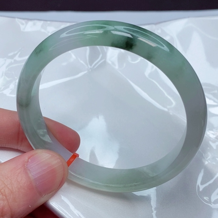 翡翠手镯未镶嵌58.5圈