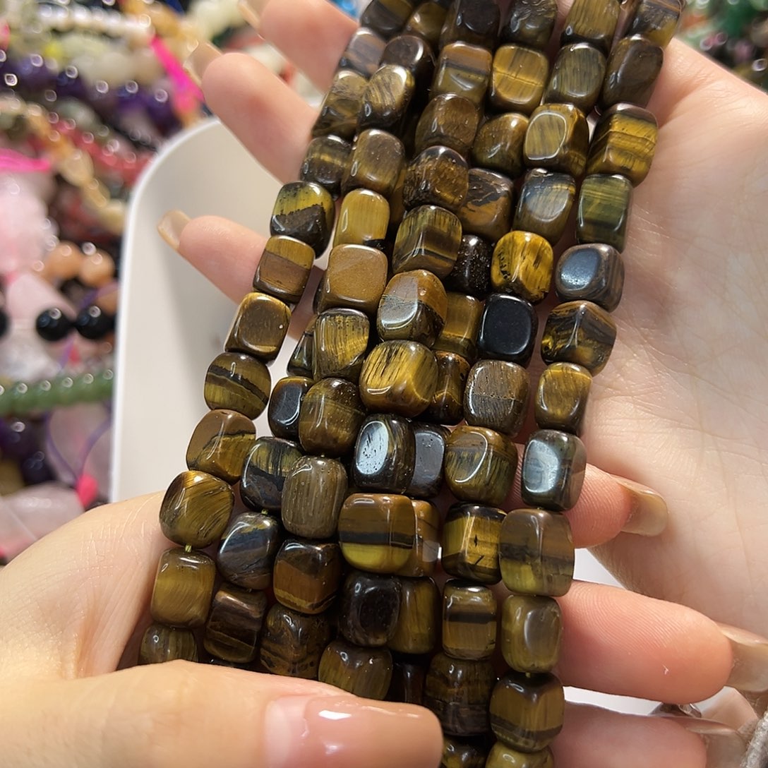 玛瑙/玉髓未镶嵌珠宝半成品虎眼卡8✖️10一条