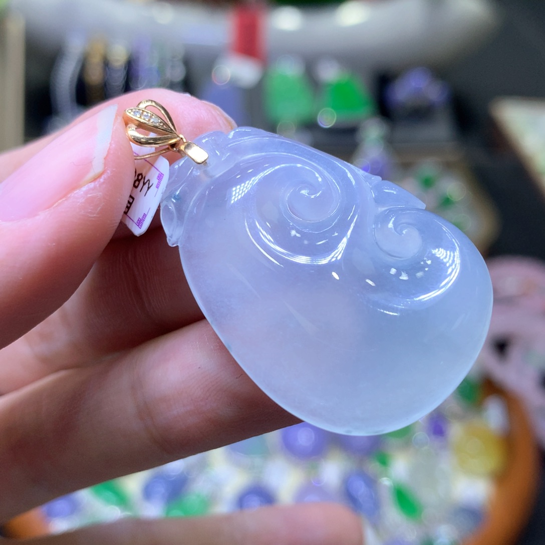 【闪购商品】翡翠颈饰18K金镶嵌翡翠吊坠项链