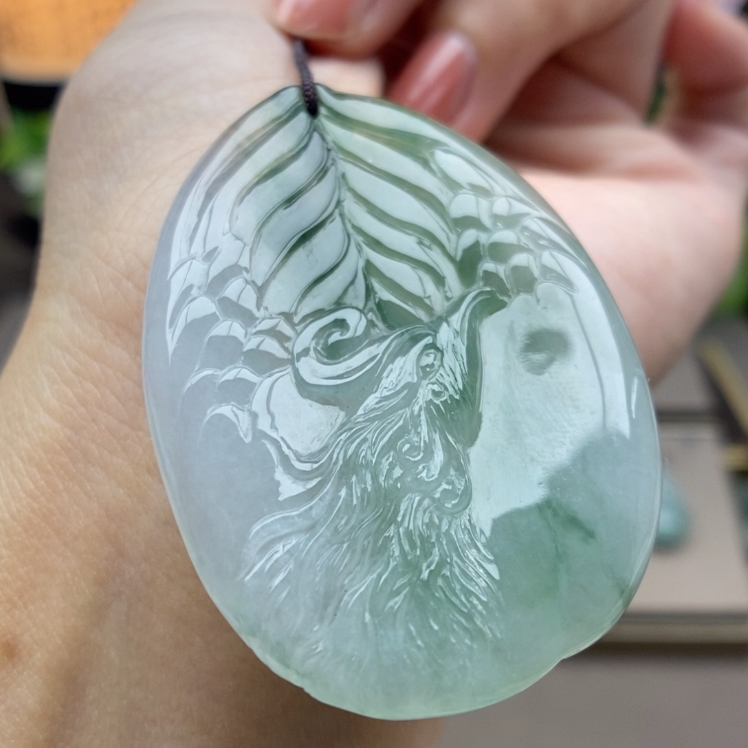 翡翠未镶嵌颈饰吊坠110