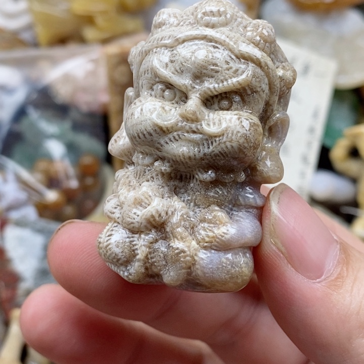 硅化珊瑚（珊瑚玉）未镶嵌颈饰
