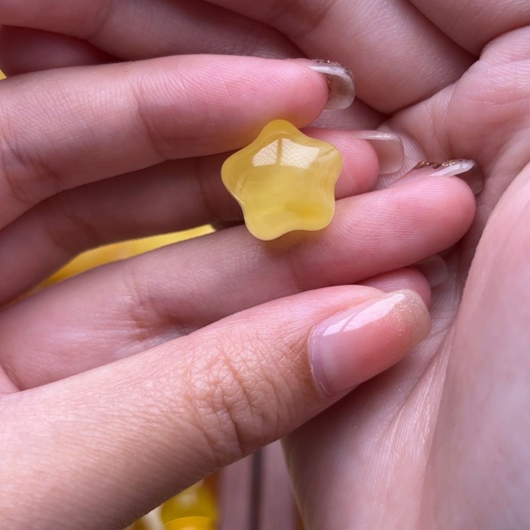 琥珀未镶嵌裸石29号