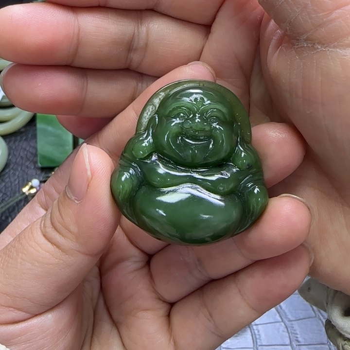 和田玉吊坠未镶嵌