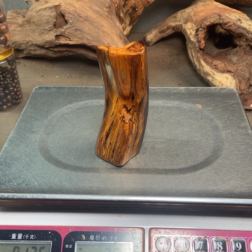 【闪购商品】黄花梨/降香黄檀康*君