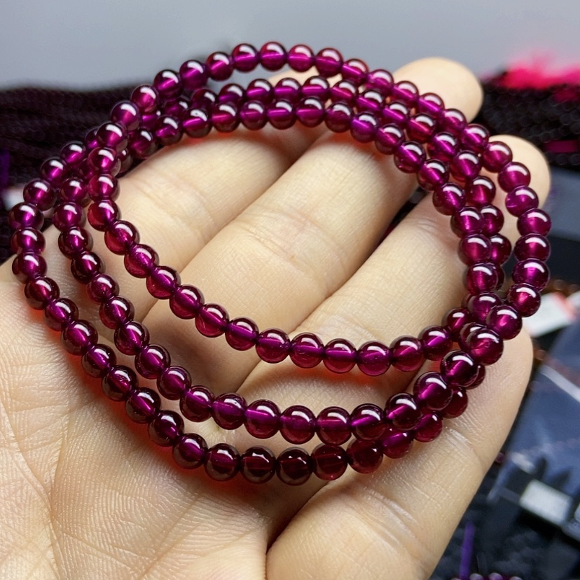 【闪购商品】石榴石（紫牙乌）手链未镶嵌