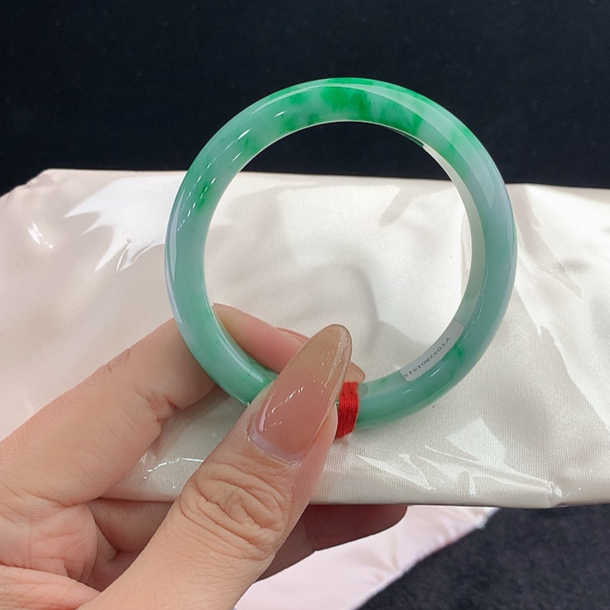 【闪购商品】未镶嵌手镯翡翠正53.6