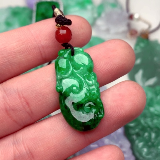 翡翠吊坠(不含链)未镶嵌