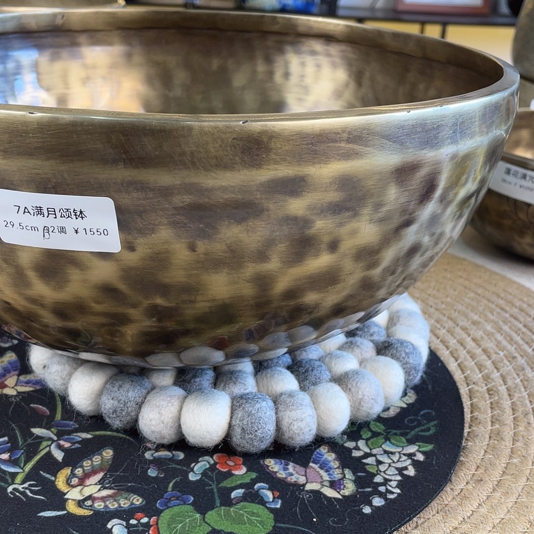 好***毛满月颂钵111111111111111