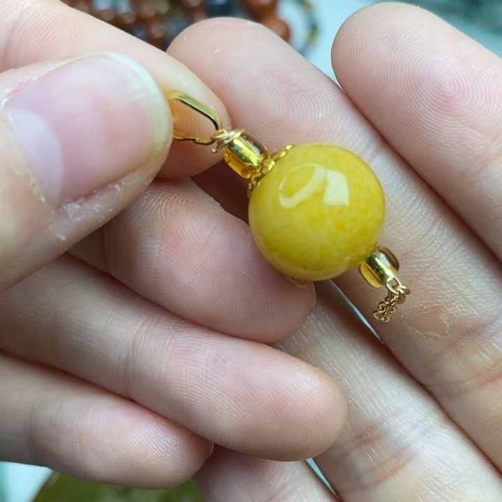 颈饰未镶嵌翡翠吊坠