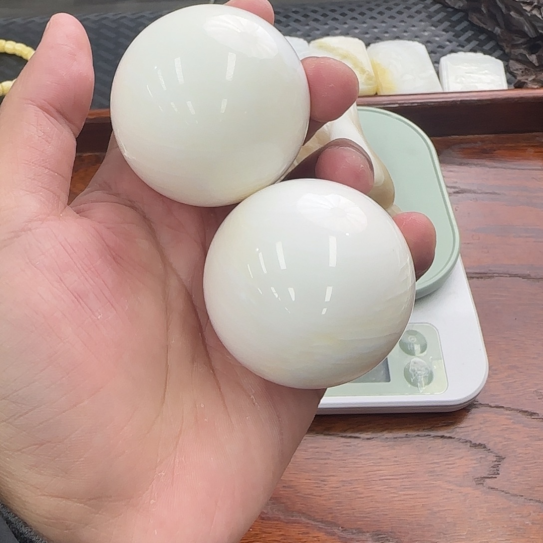 手串白玉菩提手球随机