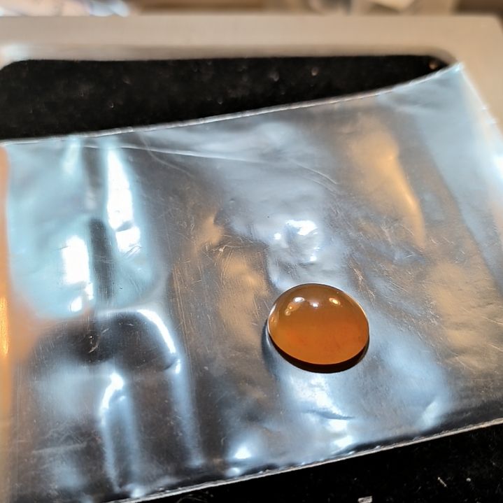 余***石英岩玉未镶嵌戒面