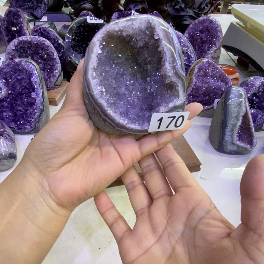 未镶嵌紫晶大型摆件（非配饰）