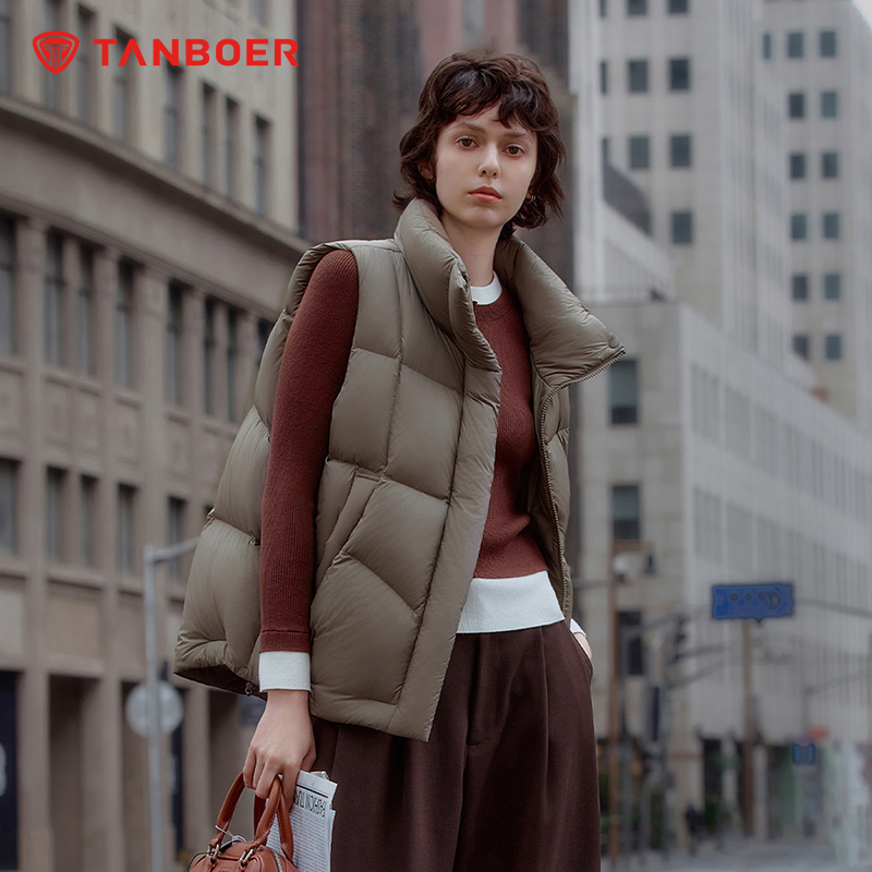 坦博尔羽绒服马甲女士短款休闲冬季百搭时尚立领保暖TBF330132A