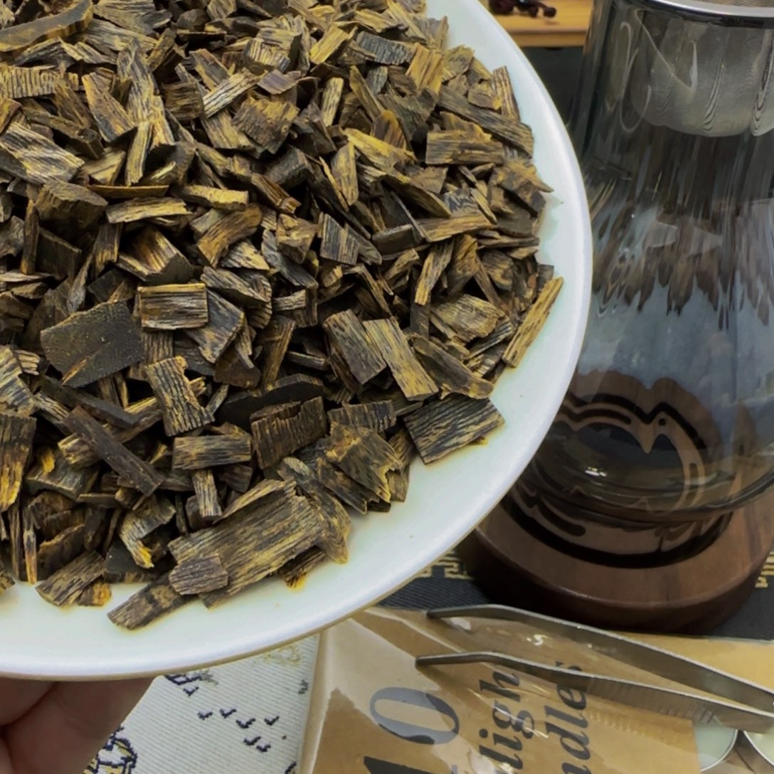 沉香沉香碎屑黑棋高端沉水熏香淳化老料100克送蜡烛炉