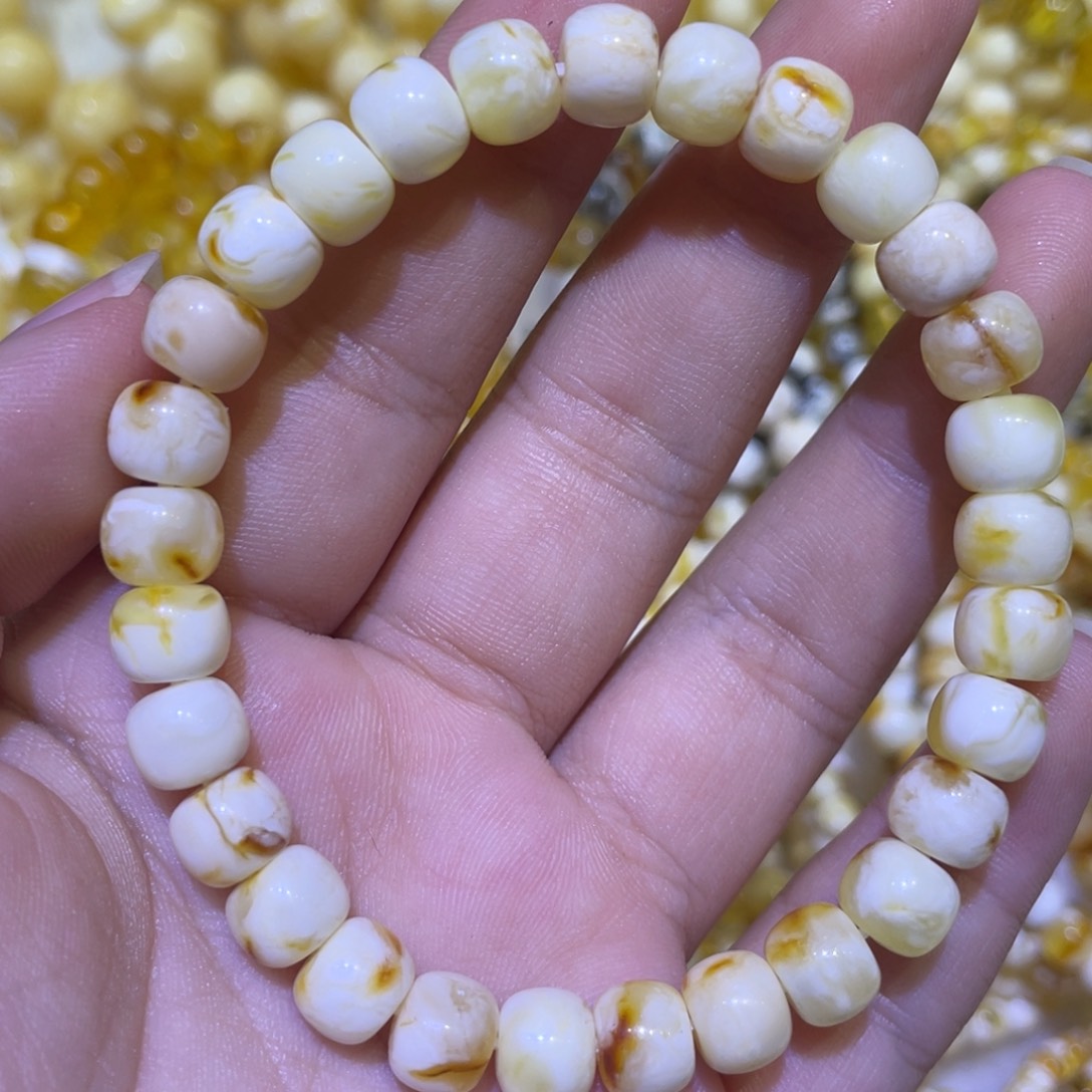 蜜蜡未镶嵌珠宝奇石8m