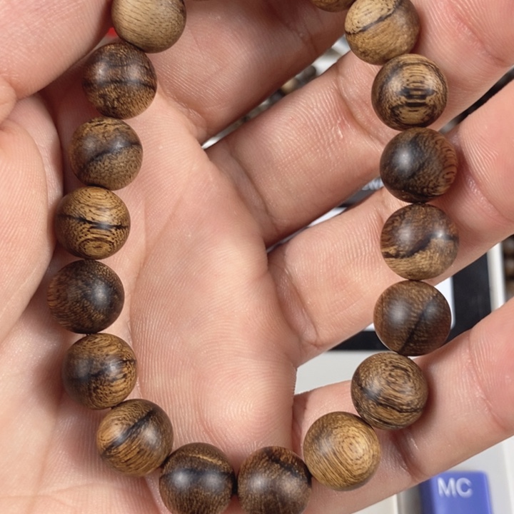 沉香手串?****板头沉香手串1.1