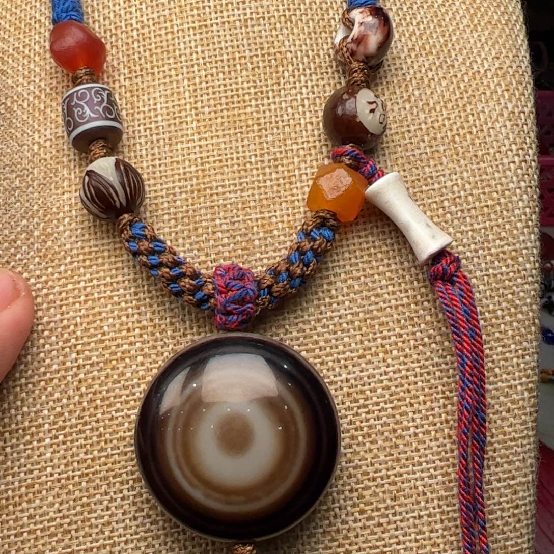 玛瑙/玉髓颈饰未镶嵌