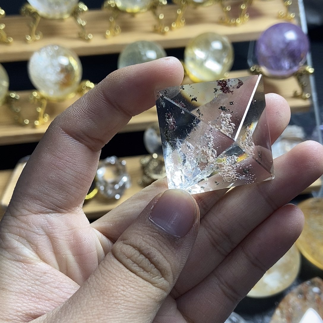 未镶嵌水晶珠宝半成品