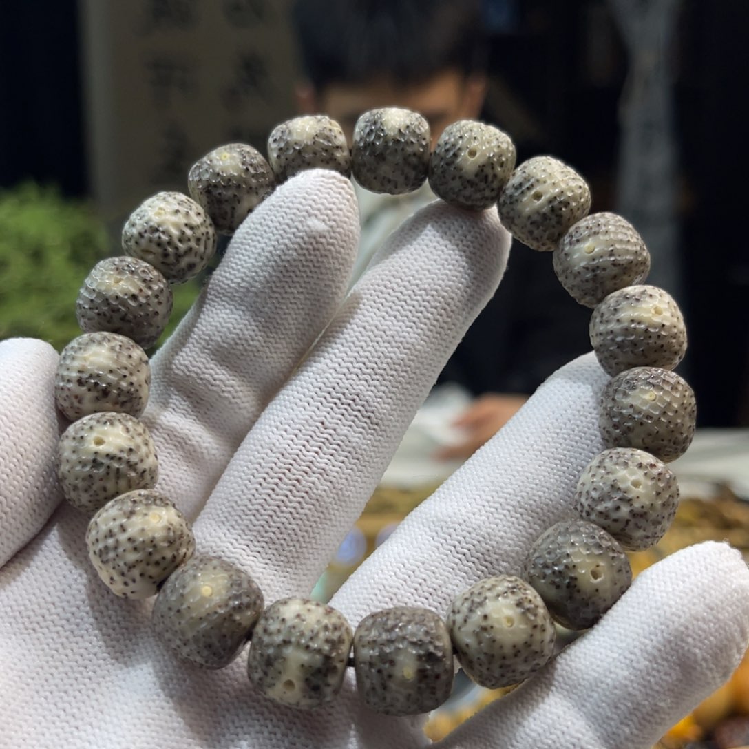 星月菩提手串黑冰龙王A3
