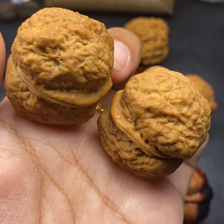 把件文玩核桃38尺方尊蛤蟆头