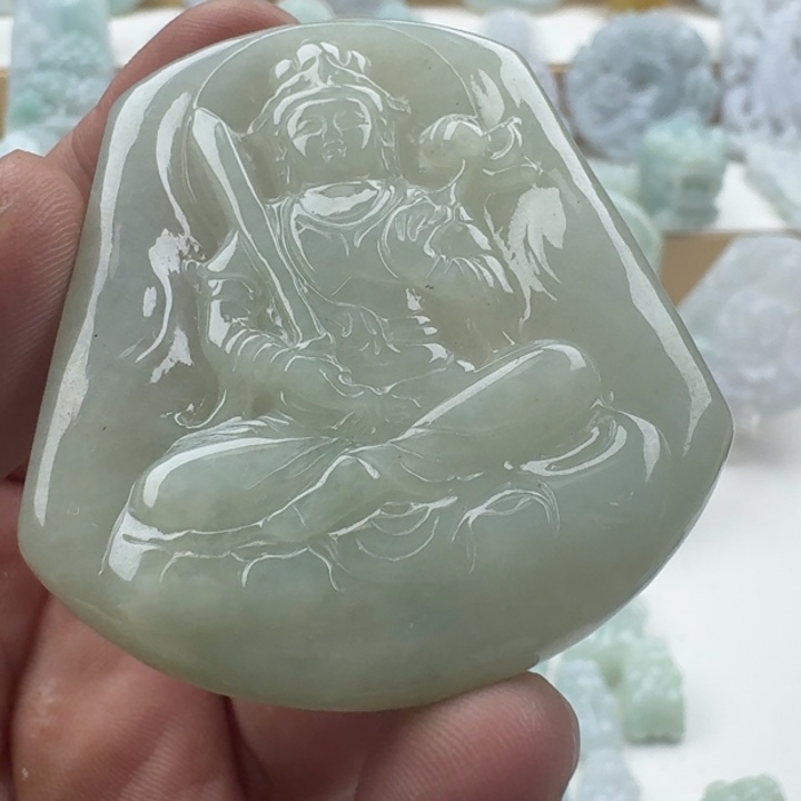 翡翠未镶嵌颈饰天然缅甸A货翡翠