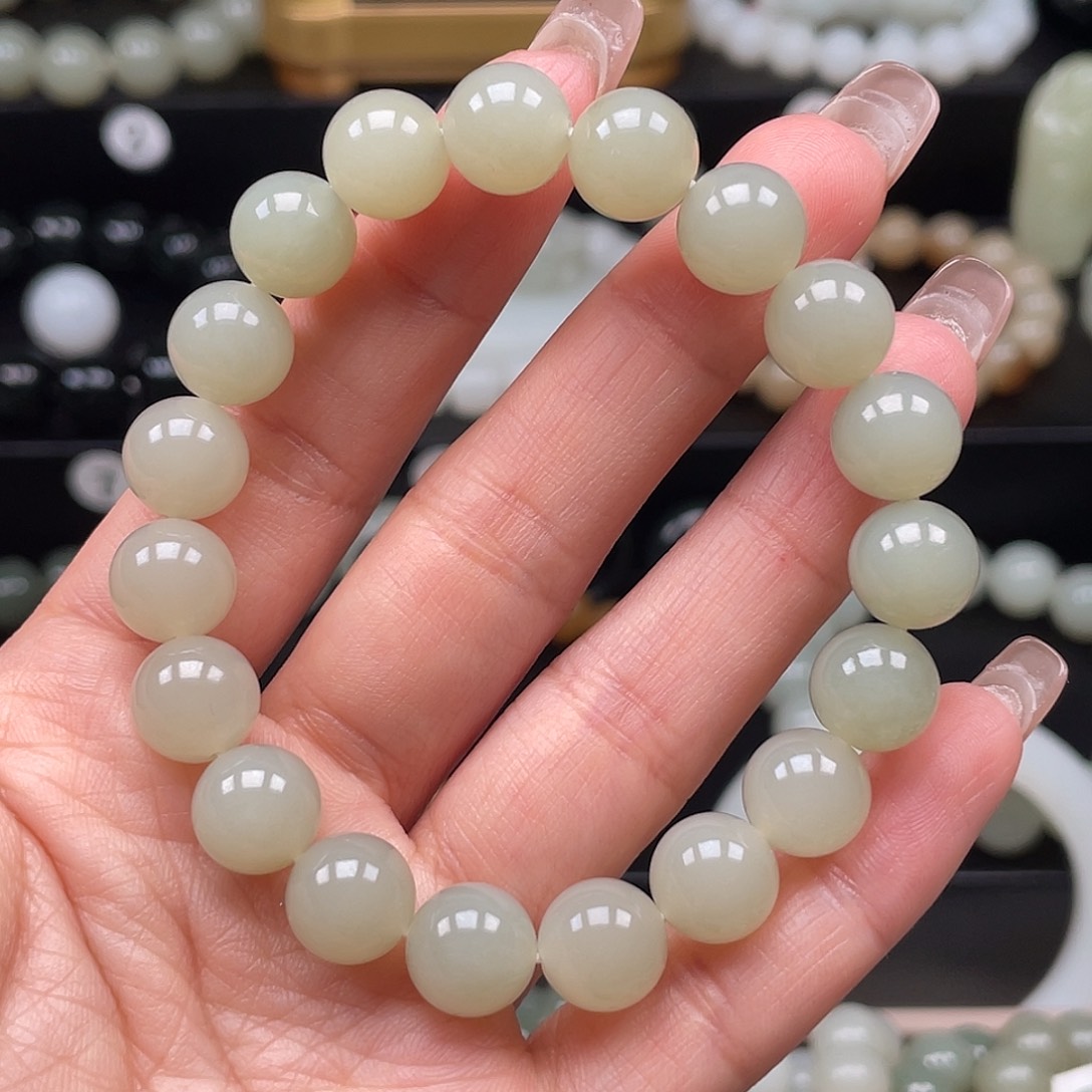 和田玉手串未镶嵌