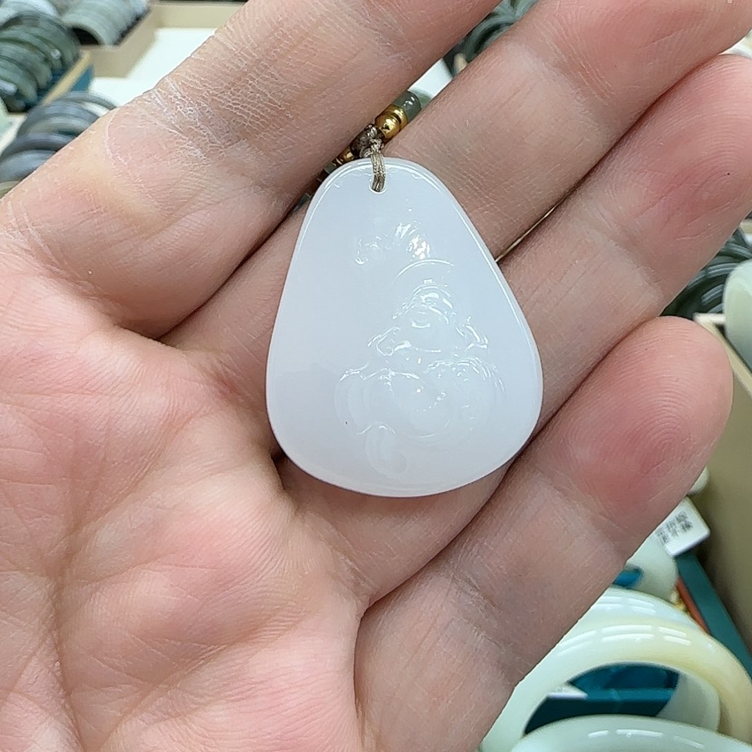 和田玉手镯未镶嵌弹*