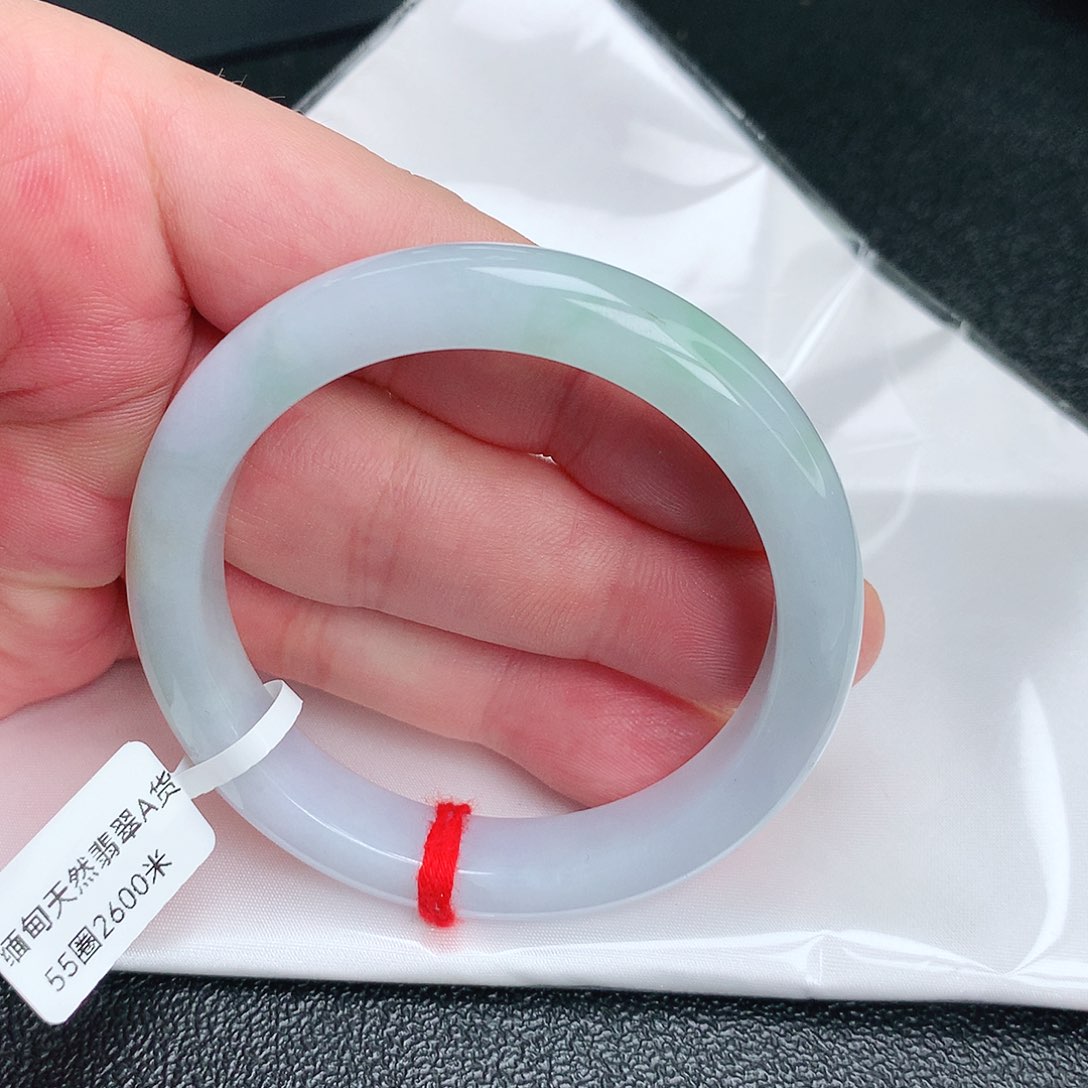 翡翠手镯未镶嵌55！